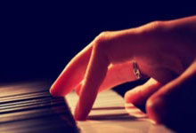 乐鱼体育-拉文化身关键先生，鹈鹕硬仗力克独行侠展露季后赛獠牙